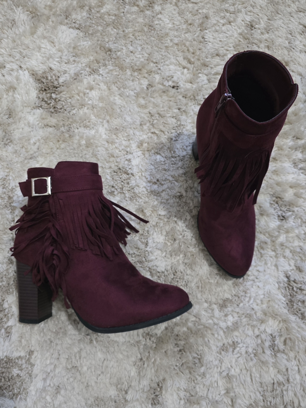 Like New Women's Burgundy Fringe Suede Ankle Boots